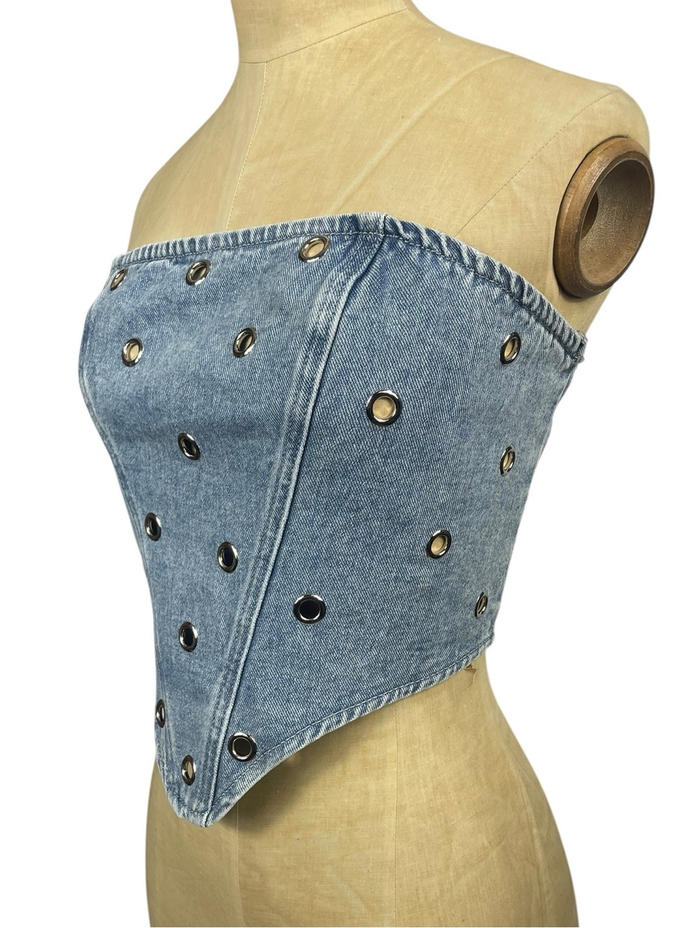 Nasty Gal Eyelet Denim Tube Top 12 Blue Jean Grommet Crop NWT - Picture 3 of 11